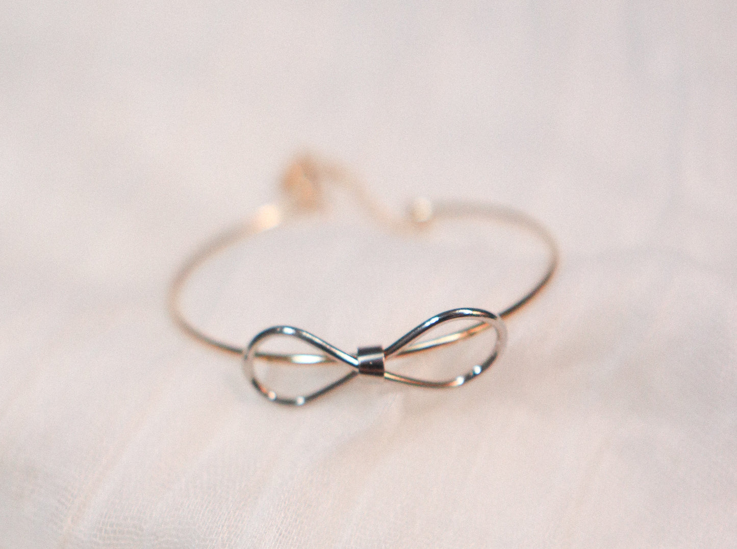 Delicate Bow Bangle