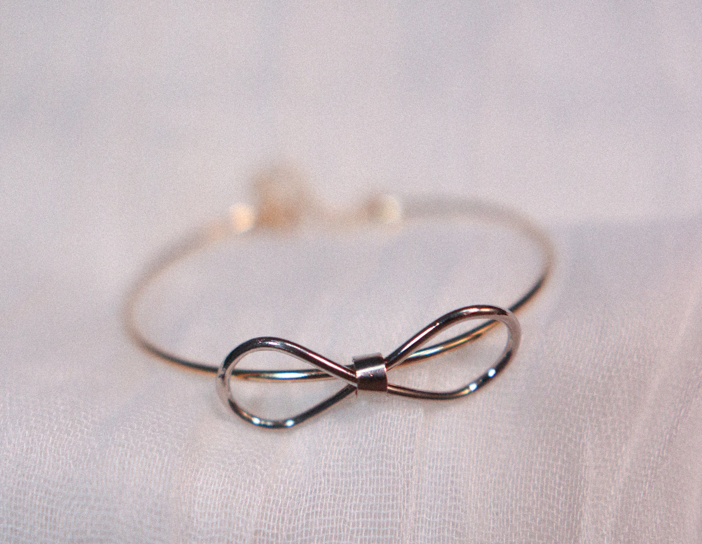 Delicate Bow Bangle
