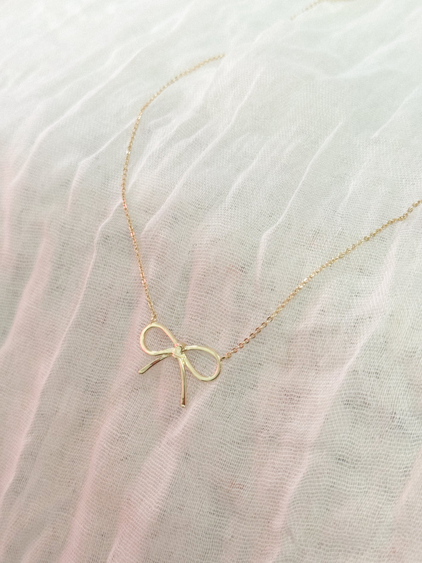 Dainty Bow Necklace